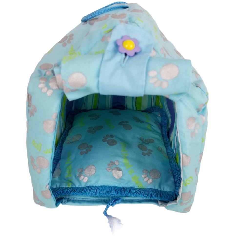 American Girl Coconut Dog House & Pillow